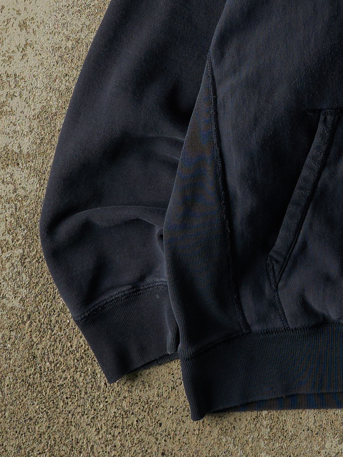 Vintage Y2K Navy Blue Gap Embroidered Hoodie (M) - Image 3