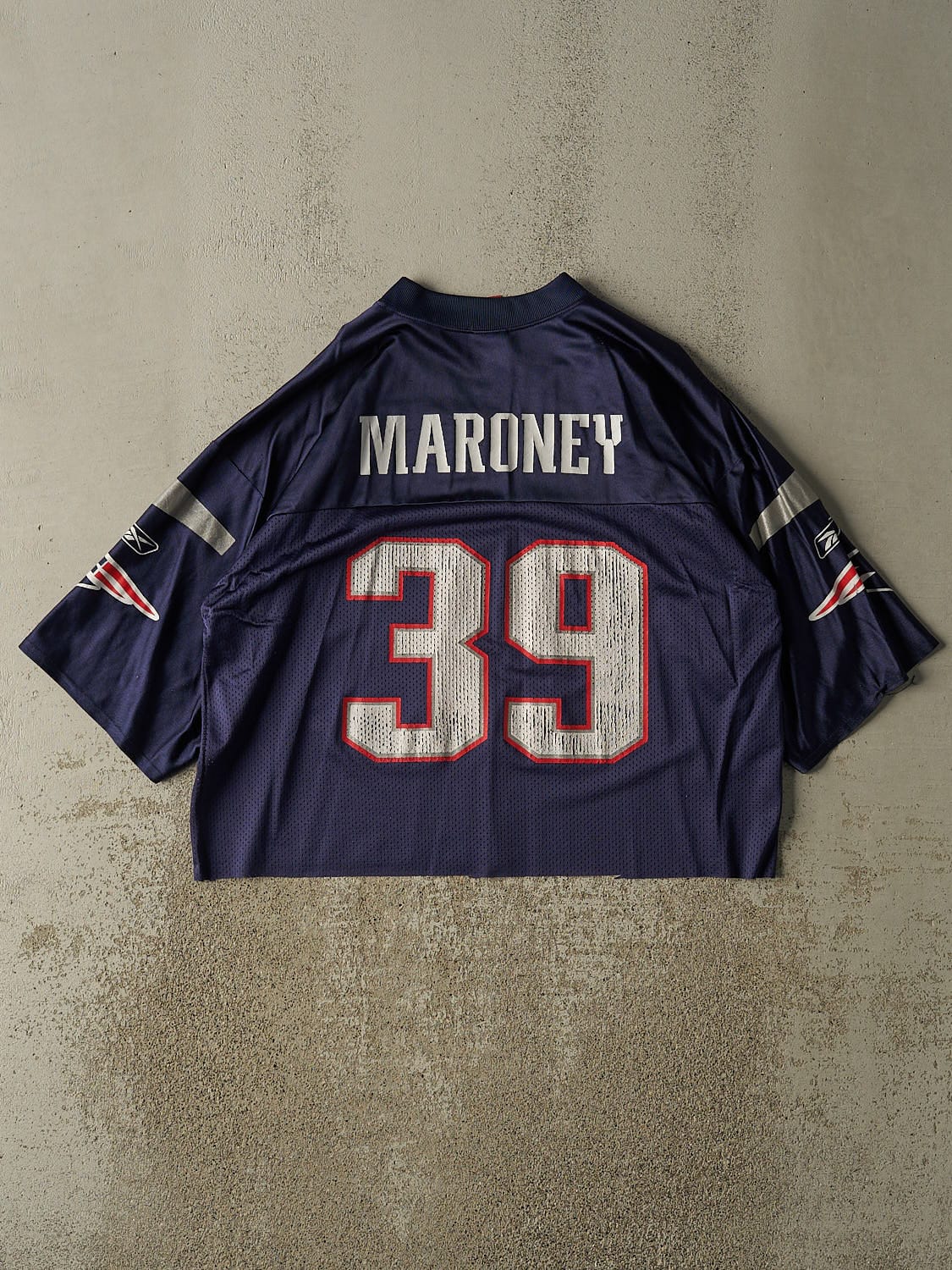 Vintage Y2K Navy Blue New England Patriots #39 Maroney Jersey (L) - Image 2