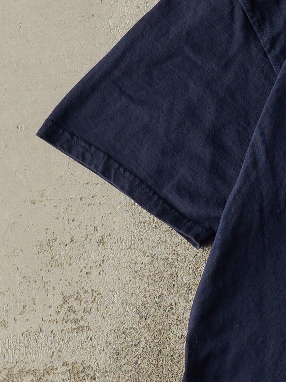 Vintage Y2K Navy Blue Nike Swoosh Embroidered Tee (L) - Image 3