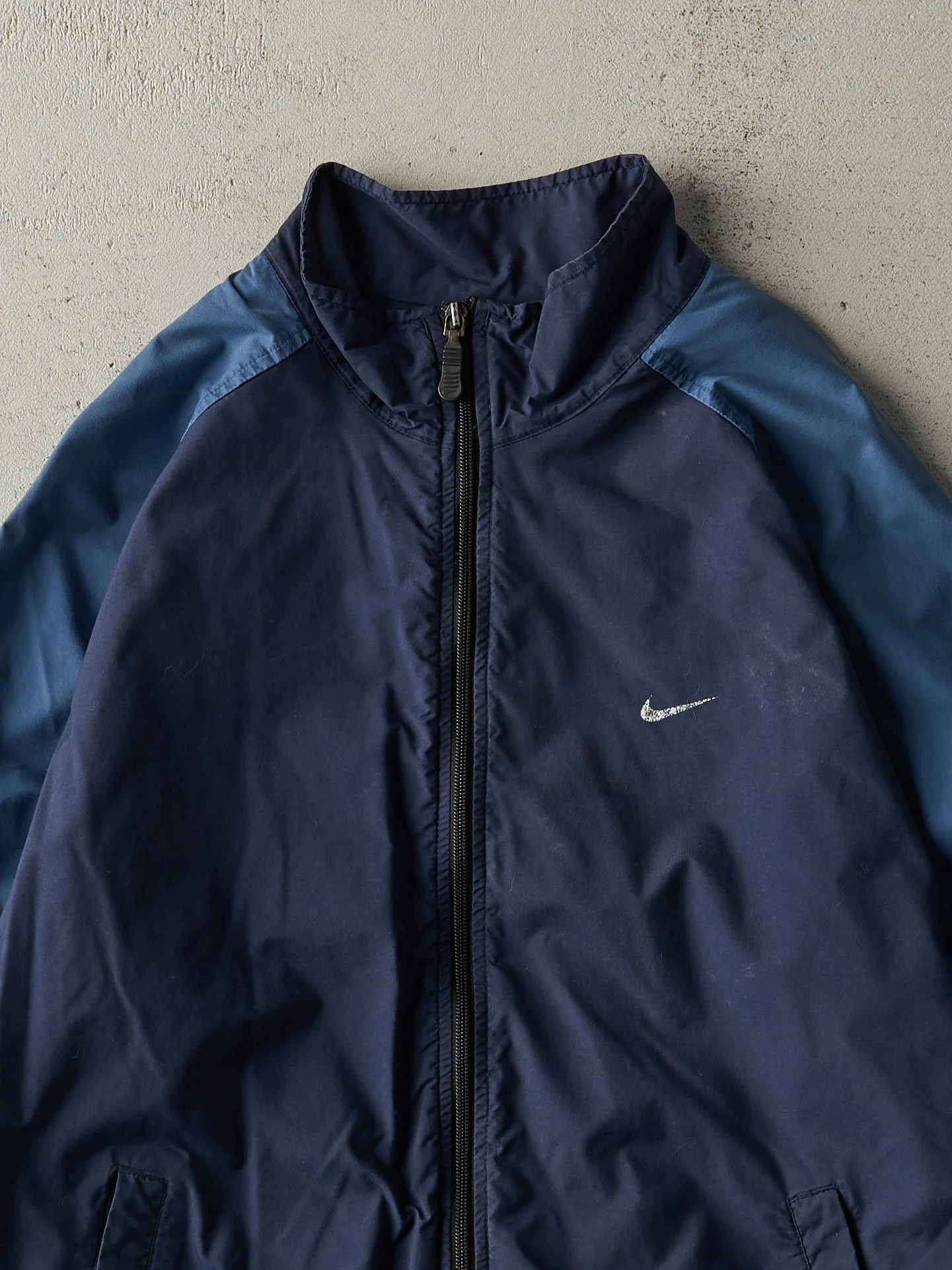 Vintage Y2K Navy Blue Nike Wind Breaker Jacket (L) - Image 3