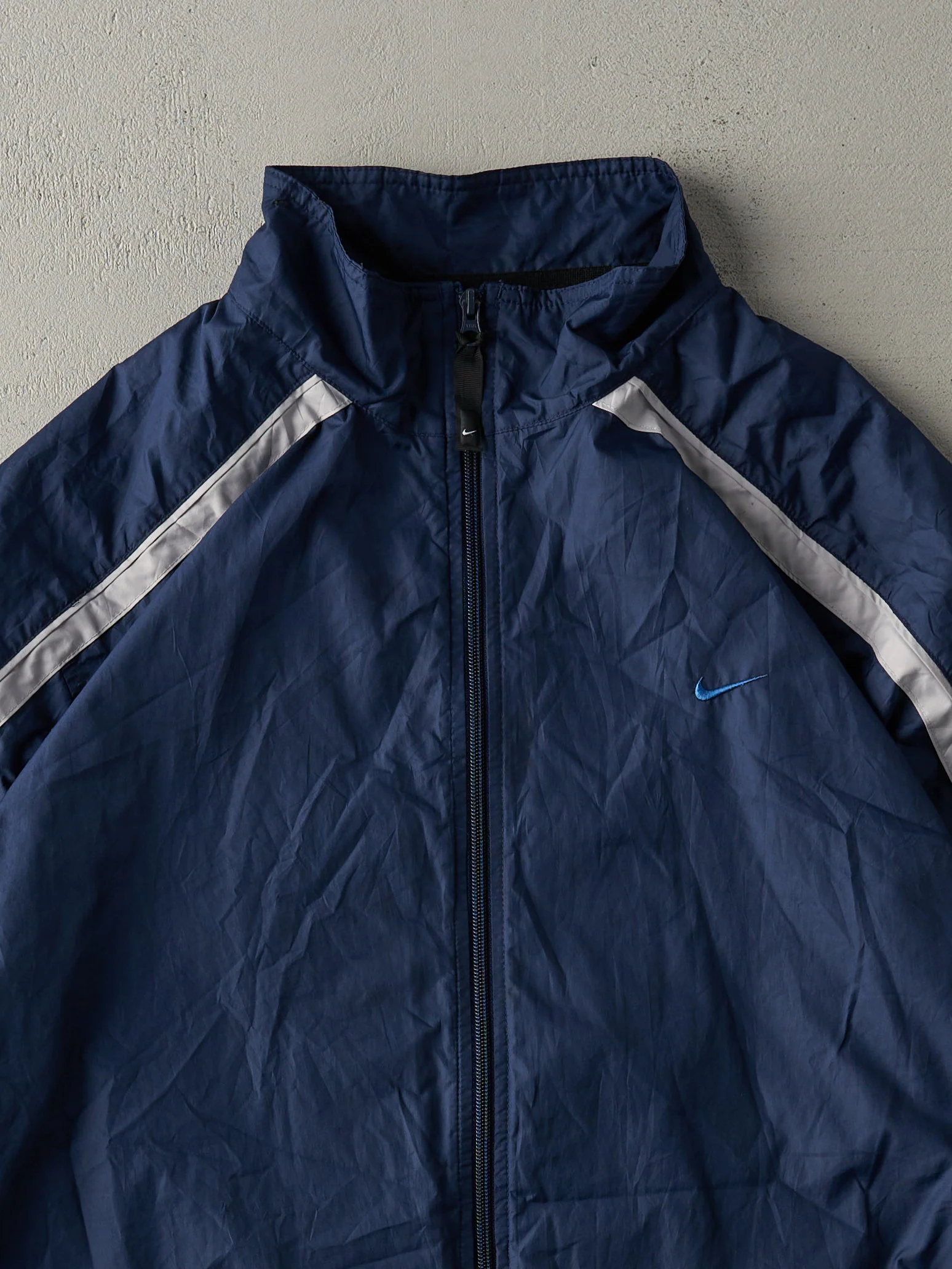 Vintage Y2K Navy Blue Reflective Stripe Nike Embroidered Windbreaker Jacket (L) - Image 3