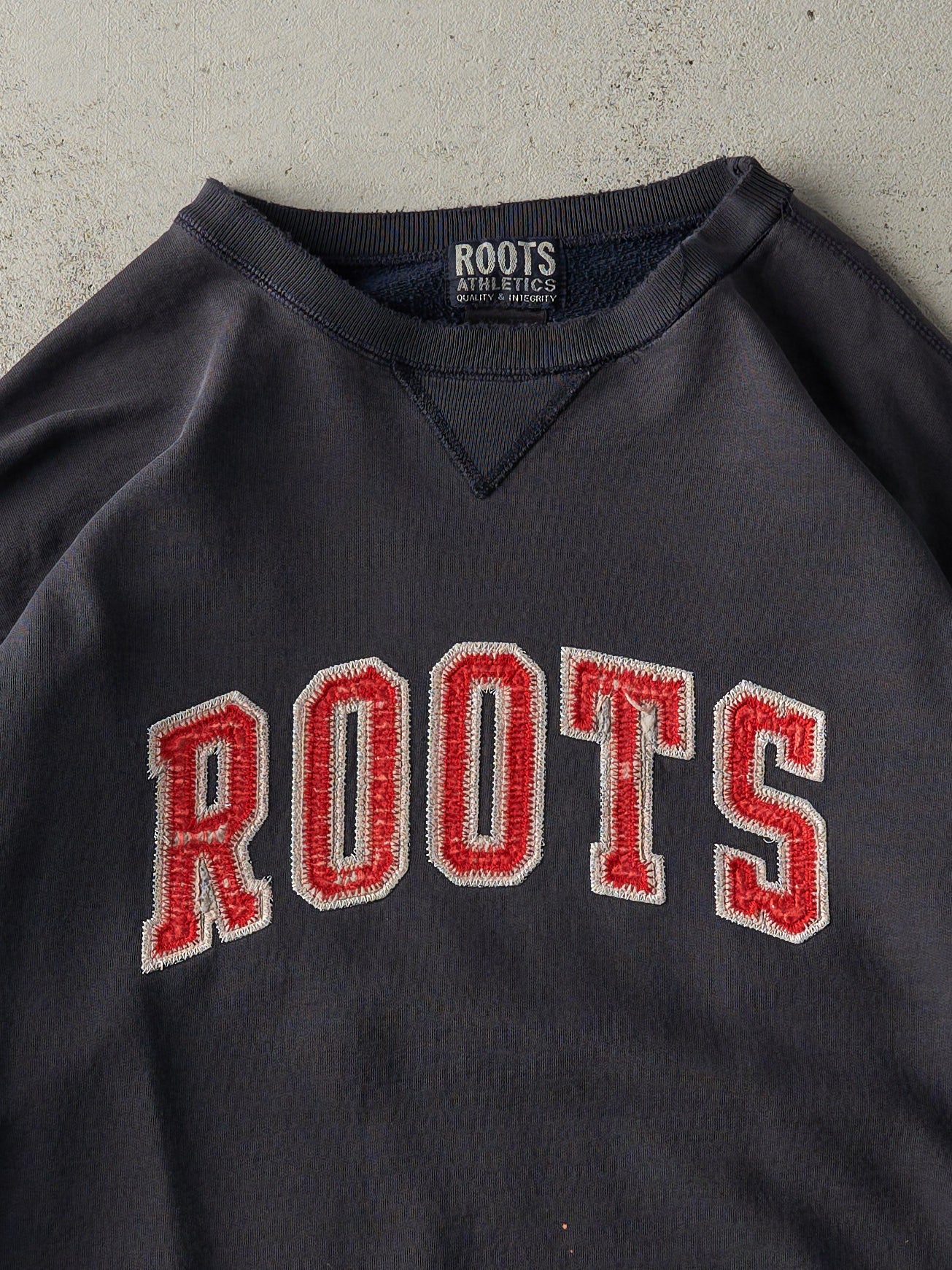 Vintage Y2K Navy Blue Roots Crewneck (XL) - Image 2