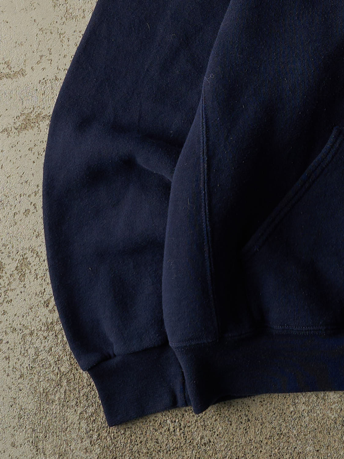 Vintage Y2K Navy Blue Russell Athletic Syracuse University Embroidered Hoodie (L/XL) - Image 3