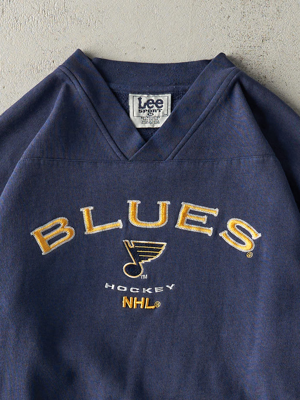 Vintage Y2K Navy Blue St. Louis Blues V Neck Sweatshirt (M) - Image 2
