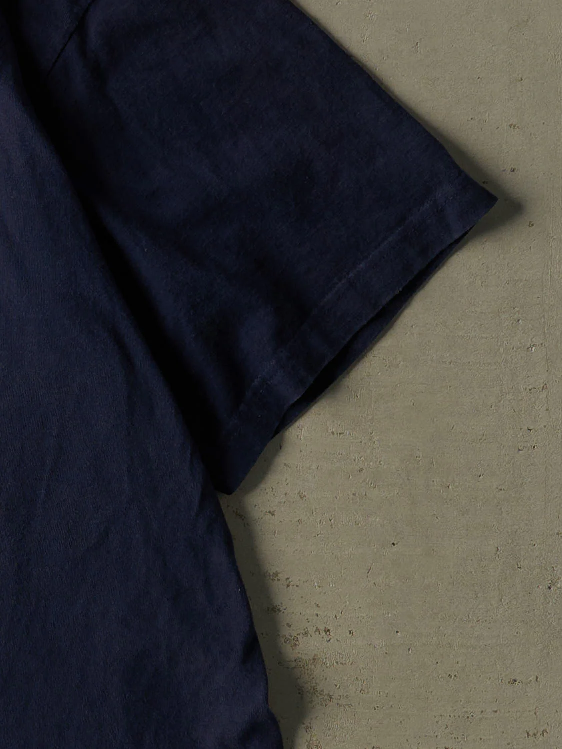 Vintage Y2K Navy Blue Tommy Hilfiger Embroidered Tee (XXL/XXXL) - Image 4