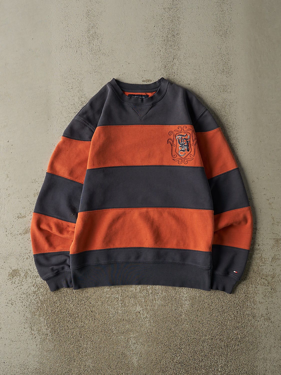 Vintage Y2K Orange & Navy Tommy Hilfiger Striped Crewneck (S)