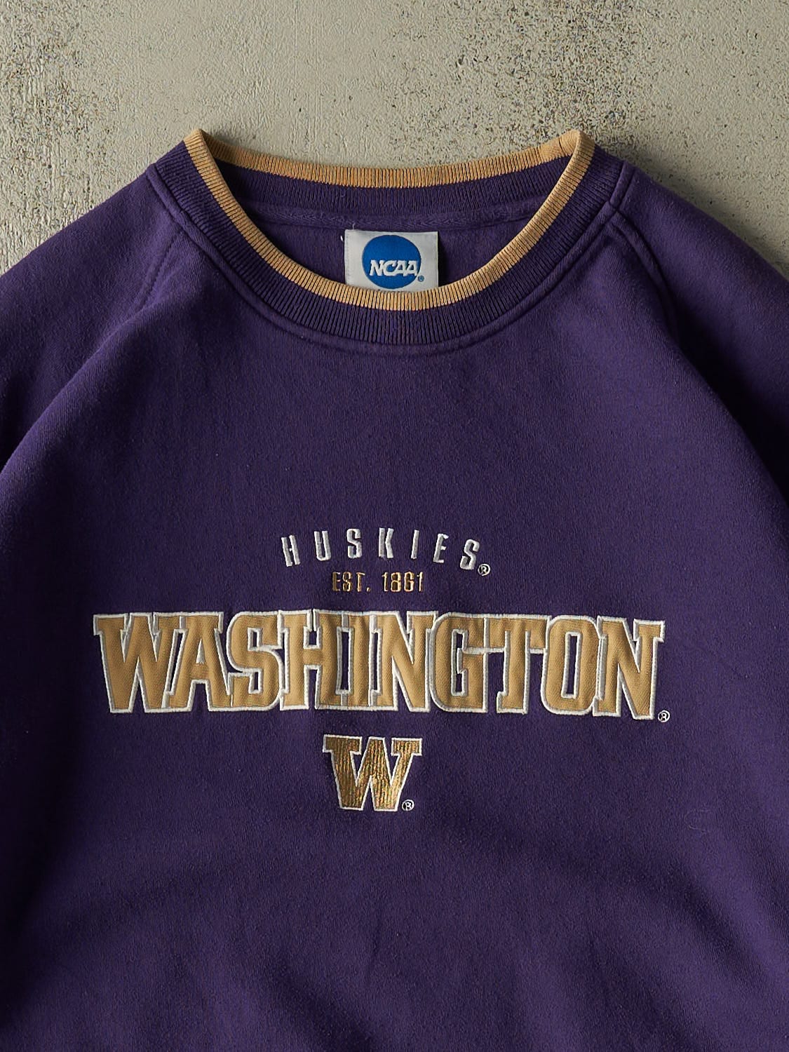 Vintage Y2K Purple University of Washington Huskies Crewneck (XXL) - Image 2