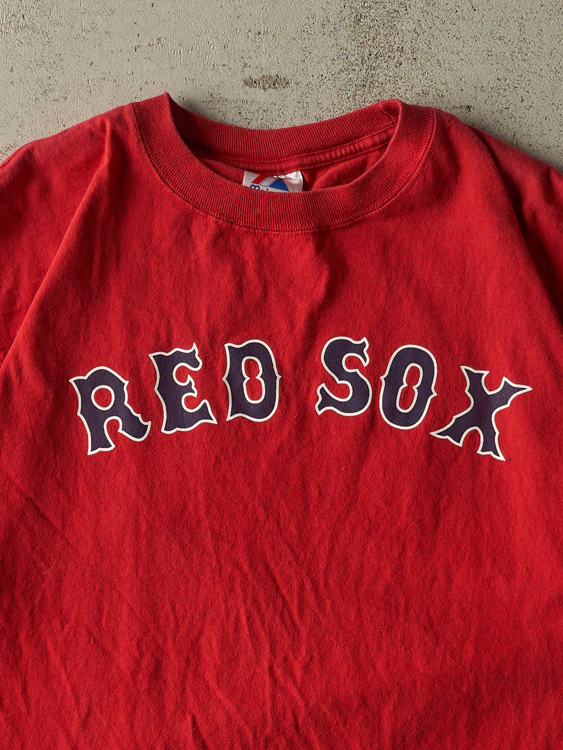 Vintage Y2K Red Boston Red Sox #61 Arroyo Tee (L/XL) - Image 3