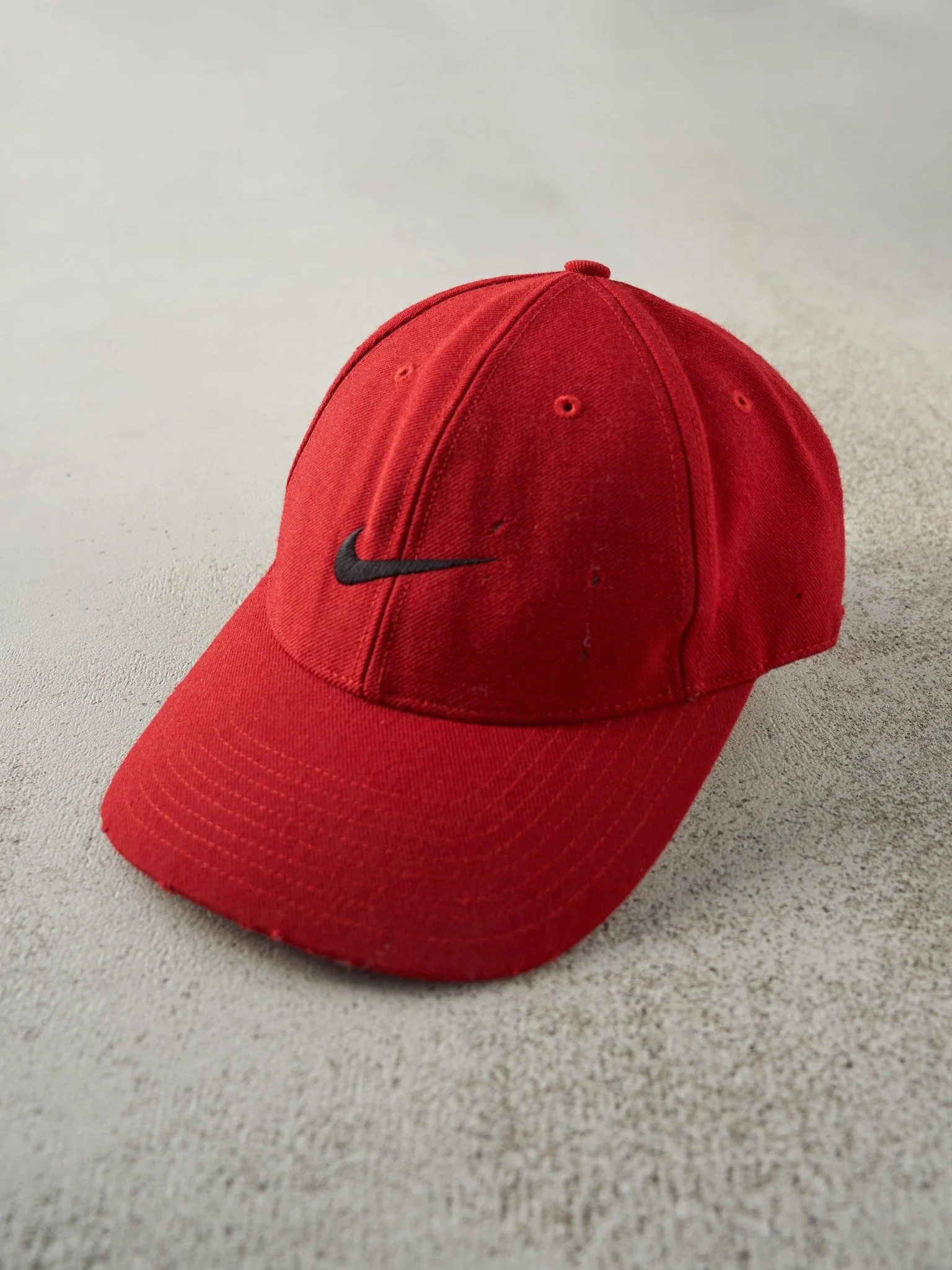 Vintage Y2K Red Embroidered Nike Swoosh Fitted Hat (7 3/8) - Image 2