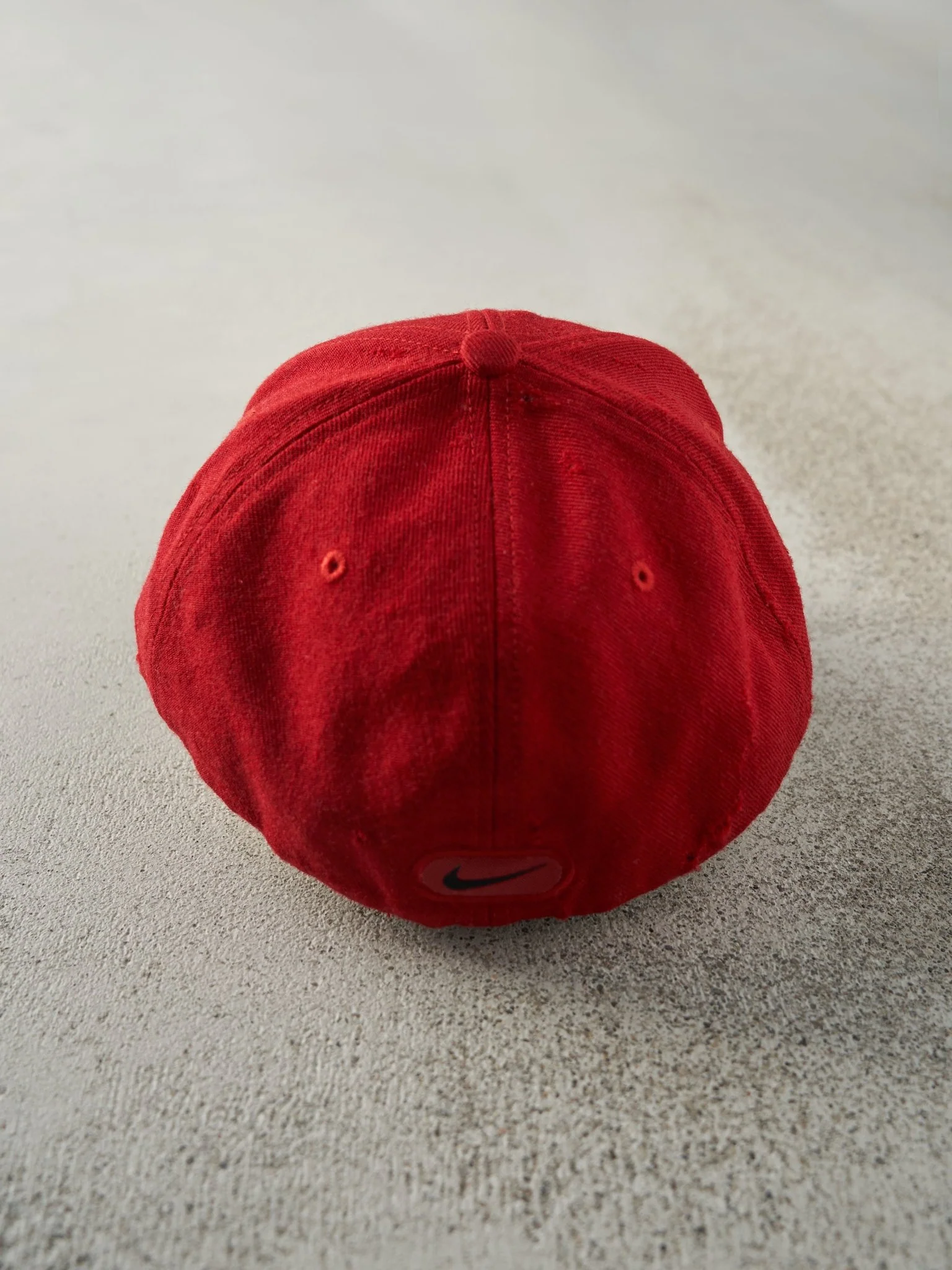 Vintage Y2K Red Embroidered Nike Swoosh Fitted Hat (7 3/8) - Image 3