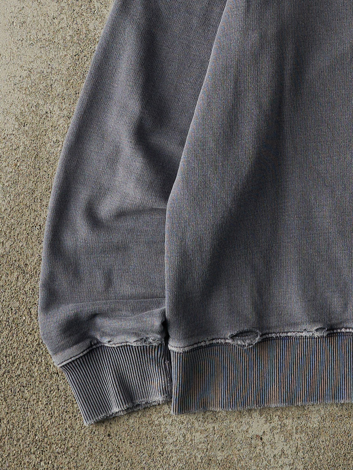 Vintage Y2K Washed Blue Wind River Blank Crewneck (M) - Image 3