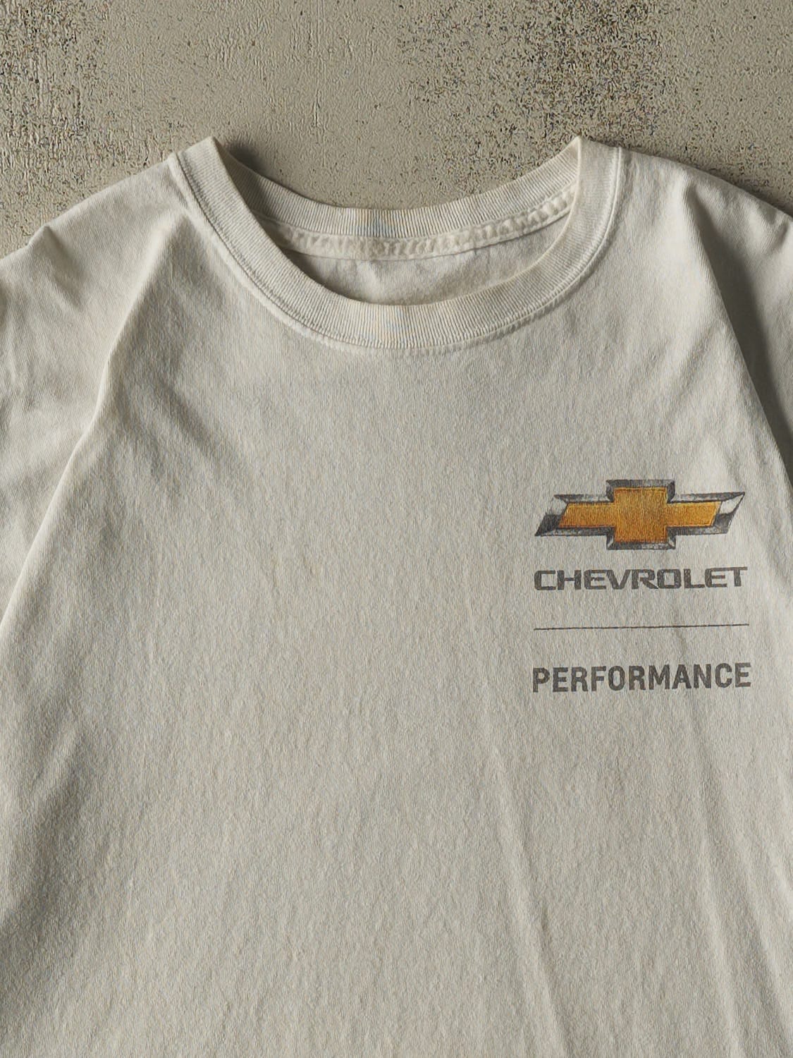 Vintage Y2K White Chevrolet Performance Tee (L/XL) - Image 3
