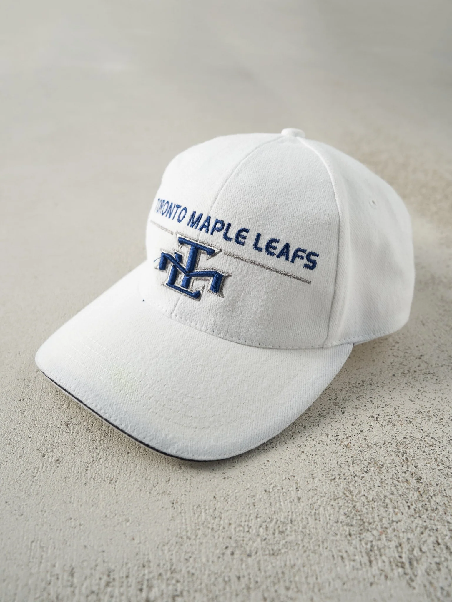Vintage Y2K White Embroidered Toronto Maple Leafs Velcro Hat - Image 2