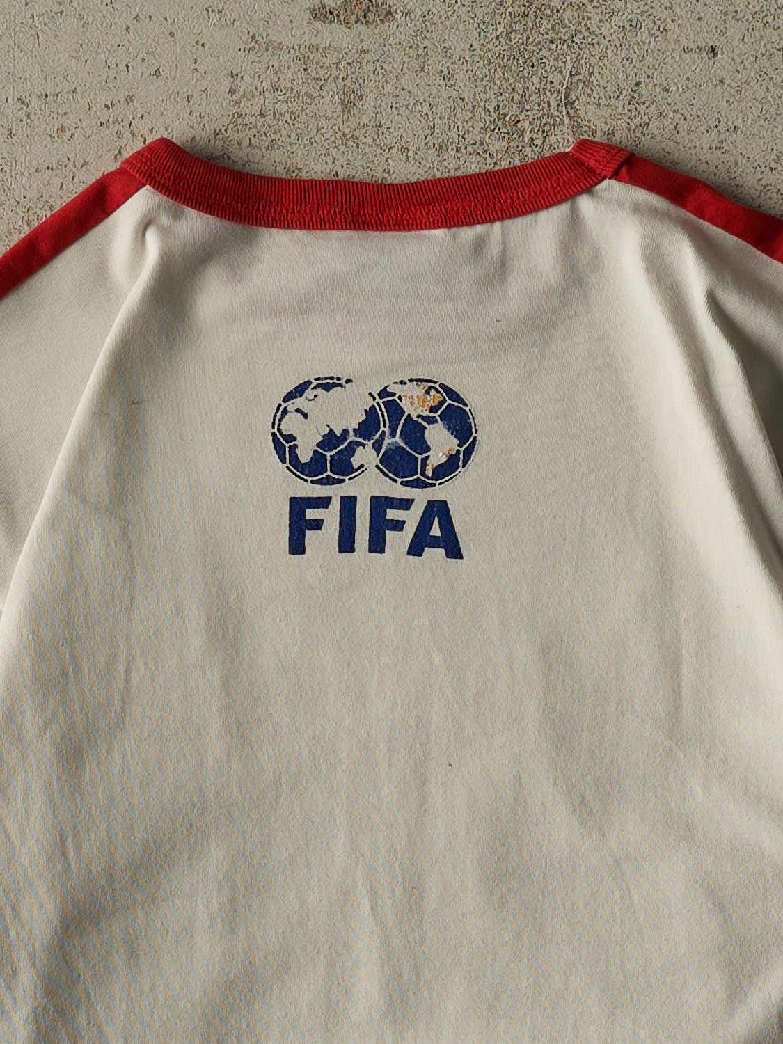 Vintage Y2K White Italia Buffon Tee (XS/S) - Image 4