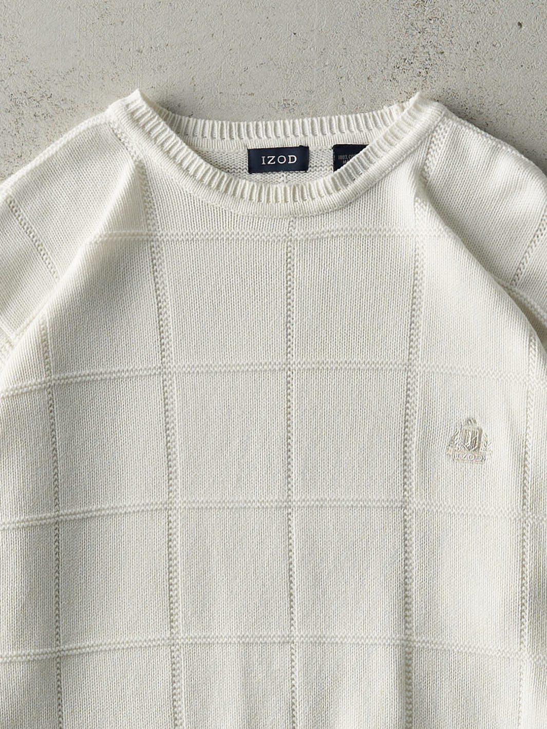 Vintage Y2K White Izod Embroidered Logo Box Patterned Knit (M) - Image 2