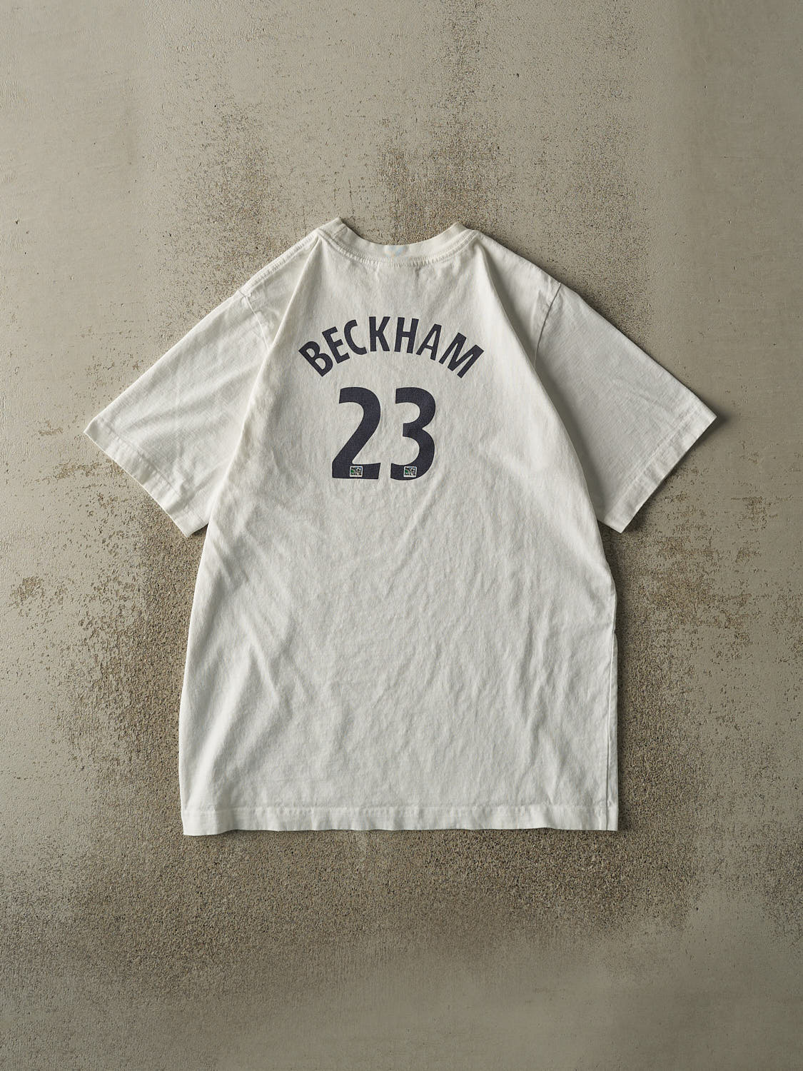 Vintage Y2K White LA Galaxy David Beckham #23 Tee (M/L) - Image 2