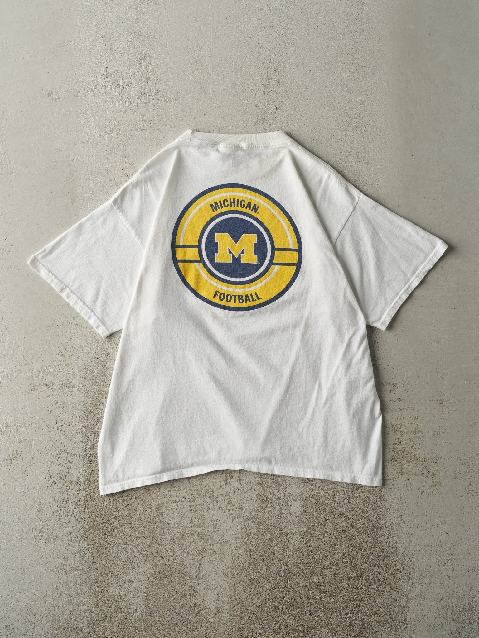 Vintage Y2K White Michigan Wolverines Nike Swoosh Tee (M) - Image 2