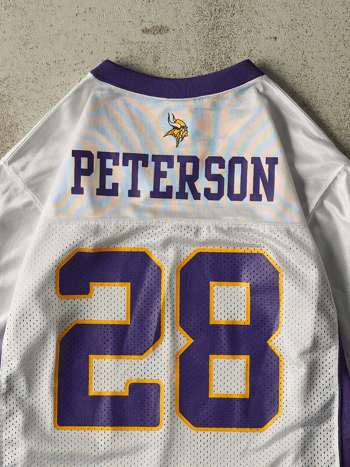 Vintage Y2K White Minnesota Vikings #28 Adrian Peterson Football Jersey (XXS/XS) - Image 4