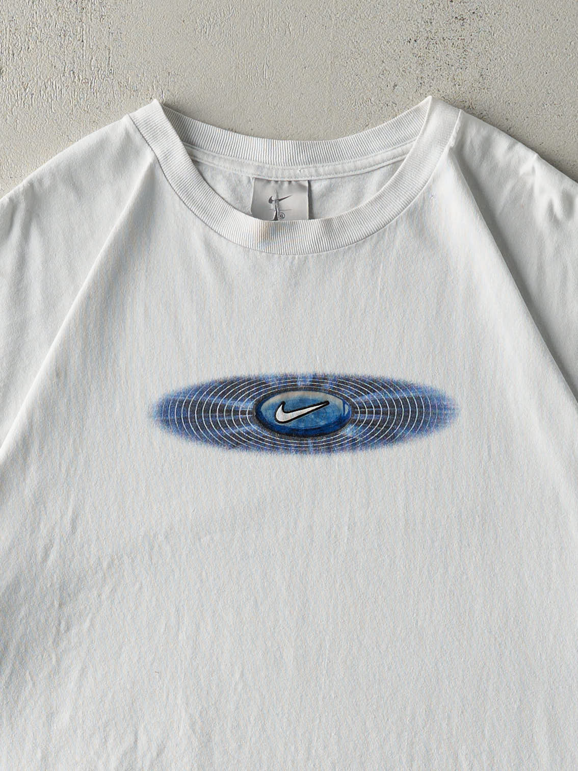 Vintage Y2K White Nike Air Max Plus Tee (L/XL) - Image 4