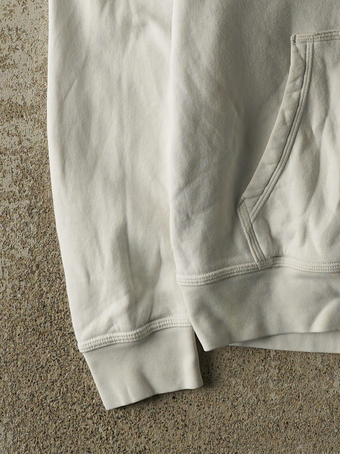 Vintage Y2K White Nike Embroidered Swoosh Hoodie (S/M) - Image 3