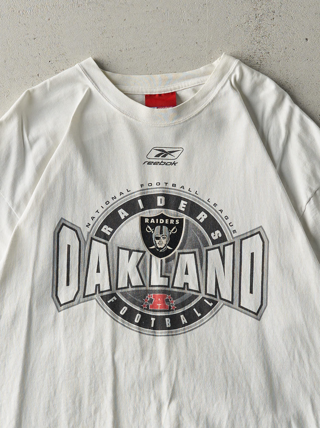 Vintage Y2K White Oakland Raiders Tee (L/XL) - Image 2