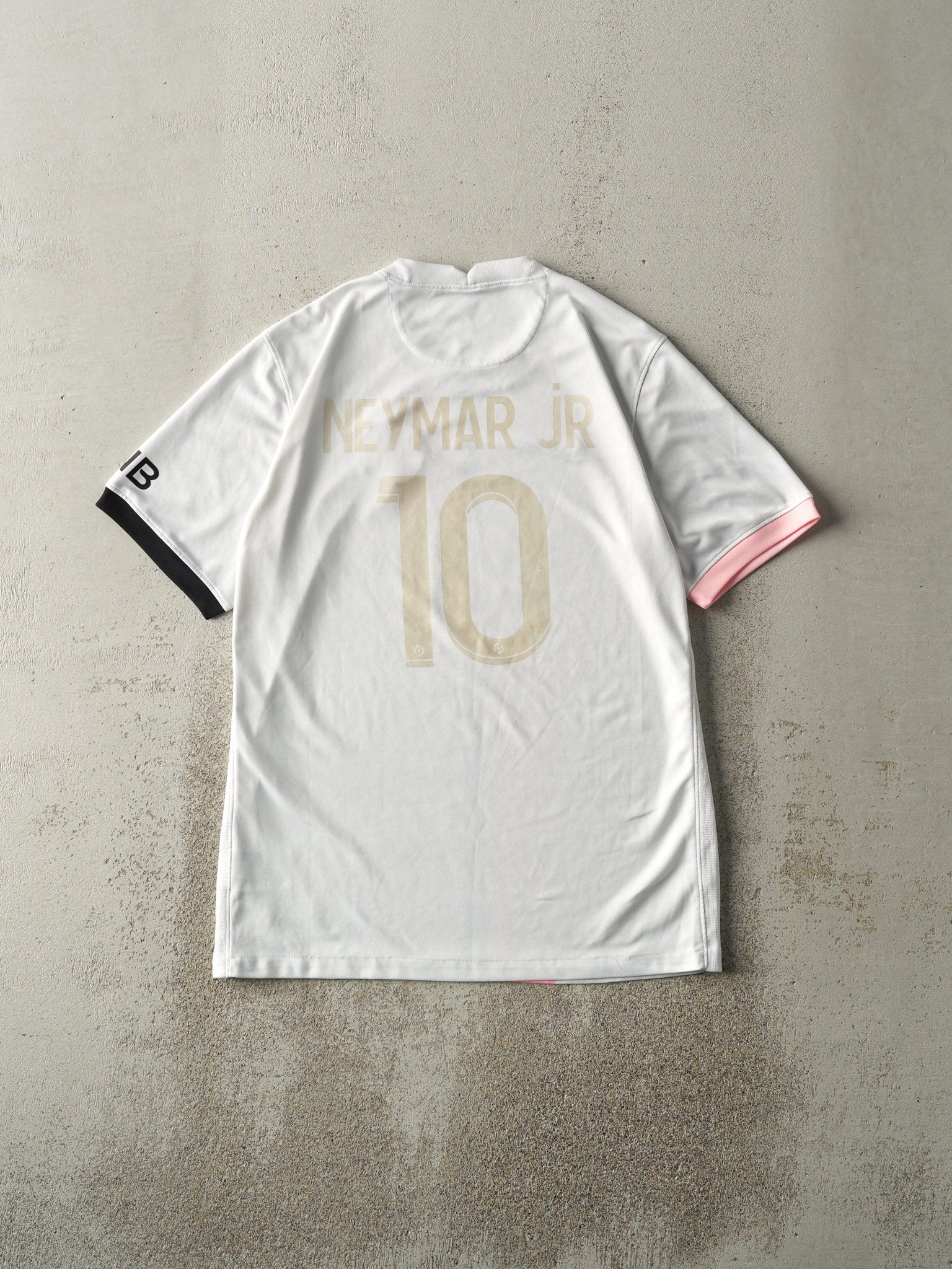 Vintage Y2K White Paris Saint-Germain Nike Neymar Jr. Soccer Jersey (M) - Image 3