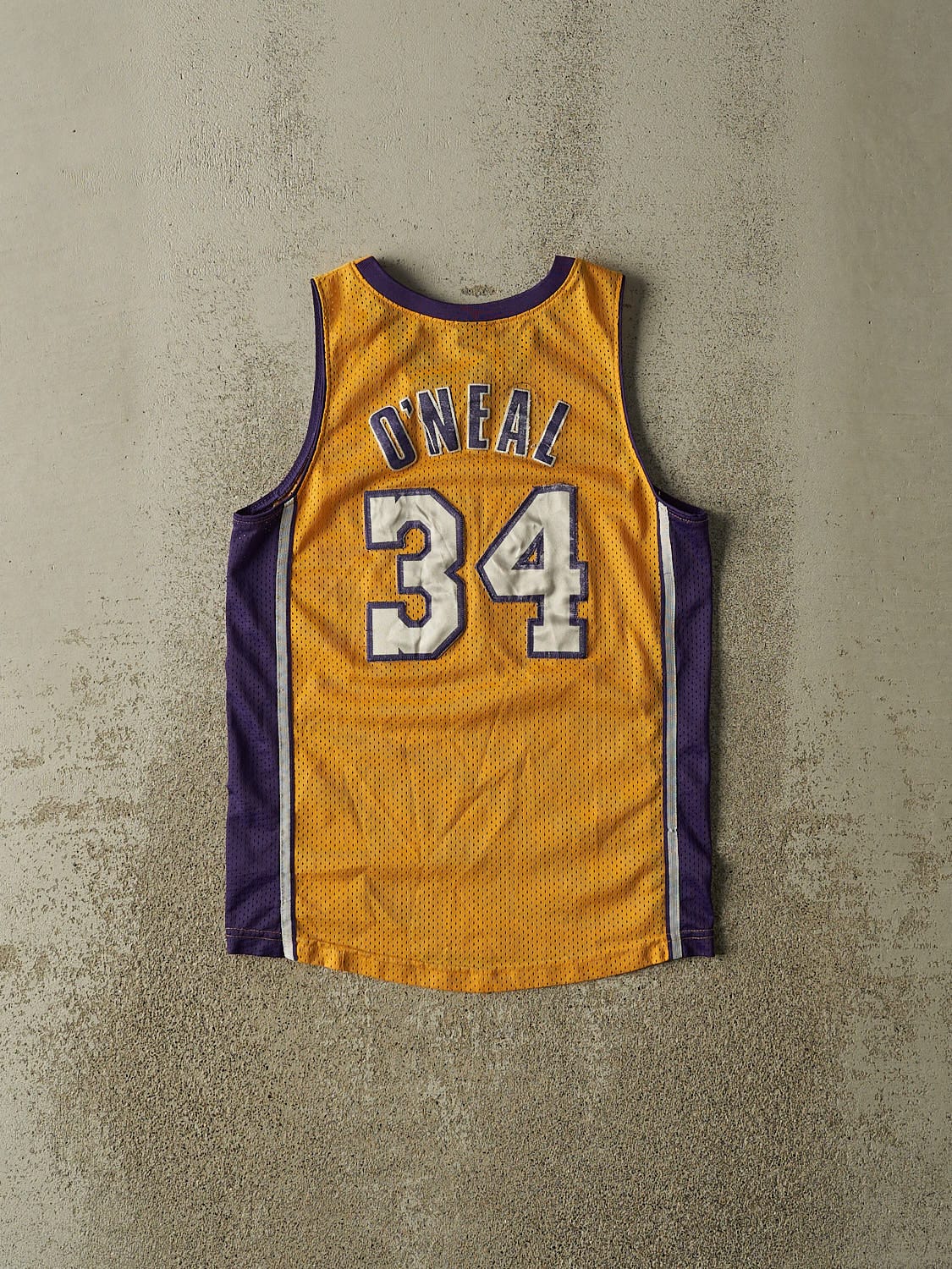 Vintage Y2K Yellow Los Angeles Lakers #34 Shaquille O'Neal Jersey (XS/S) - Image 2